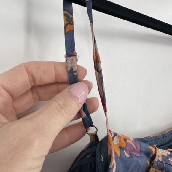 Sachin + Babi Rory 100% silk wildflower romper Size 2 - Picture 6 of 16